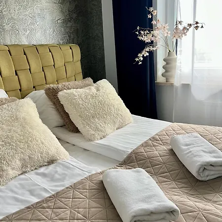 Spv Pileckiego 59 Lokal 226 Free Parking Ursynow Apartment