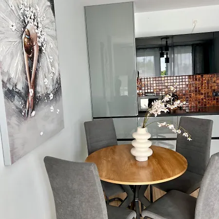 Apartment Spv Pileckiego 59 Lokal 226 Free Parking Ursynow Warsaw
